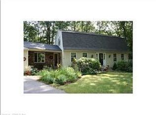 276 Woodbrook Ter, West Springfield, MA 01089