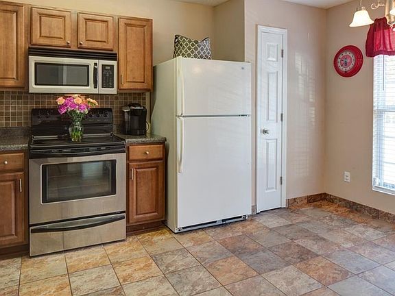 2nd image of 2789 Valley Green Dr #57