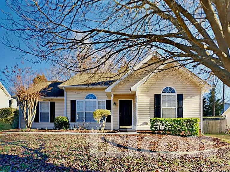 3722 Hunters Run Ln — Photo 2