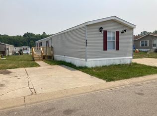 885 Pine Mills Rd, Warsaw, IN 46580