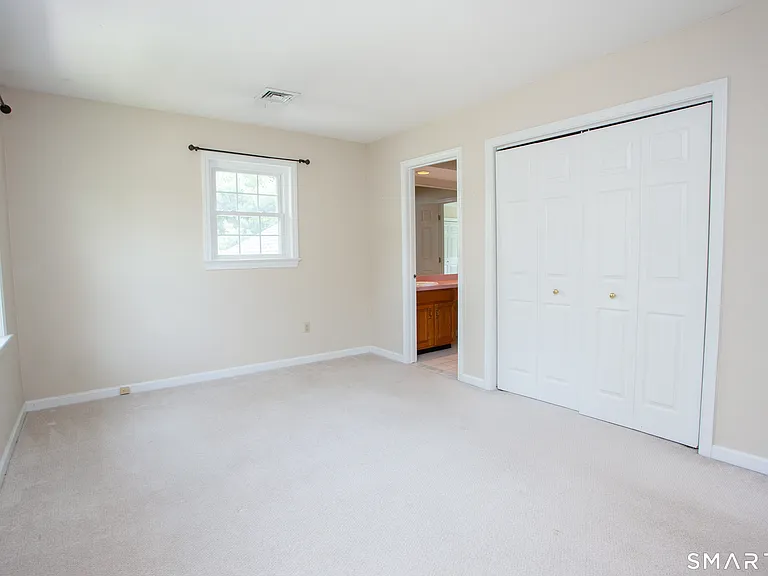 24 Old Mill Dr — Photo 23
