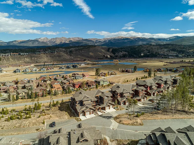 250 Cozens Pointe Cir #J-201 — Photo 21