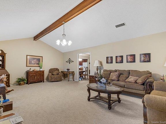 5th image of 3617 Coachman Dr