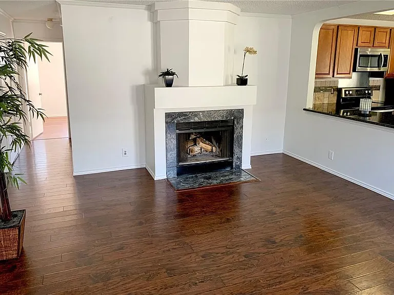 2907 Donnell Dr — Photo 9