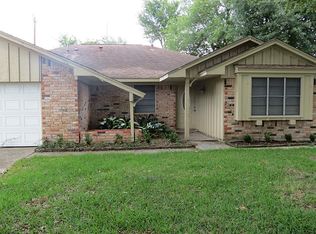 7102 Deep Forest Dr, Houston, TX 77088