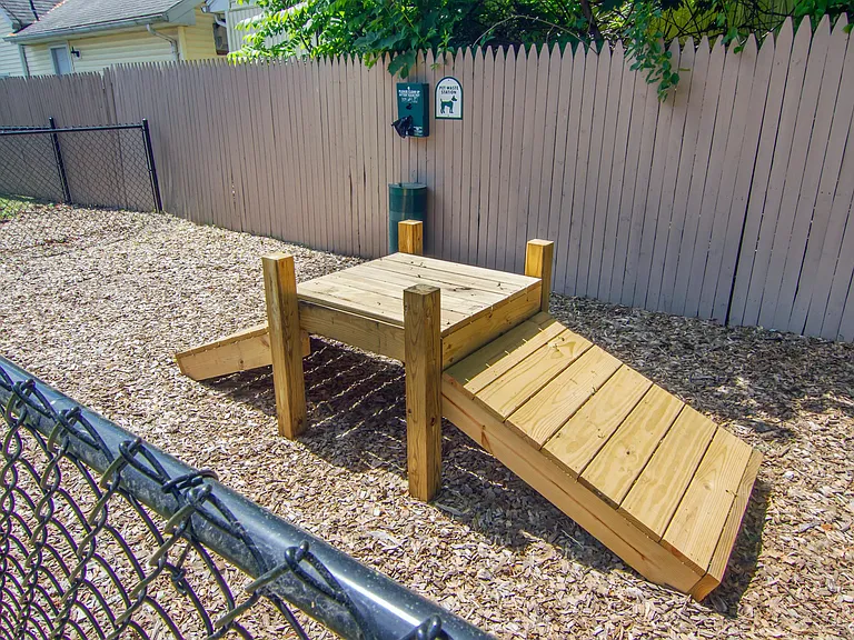 Let your furry friends stretch their legs and run free at our pet-friendly community with a dog bark!