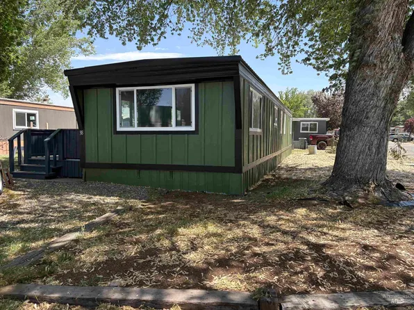 401 S Main St Trailer 38, Homedale, ID 83628