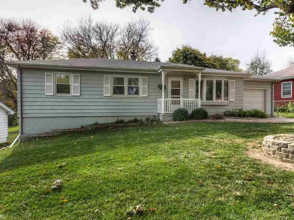 7305 Oak St, Omaha, NE 68124