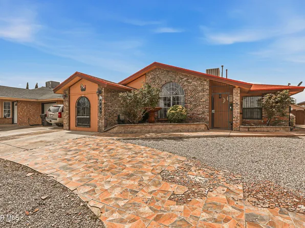 445 Las Palomas Dr, Horizon City, TX 79928