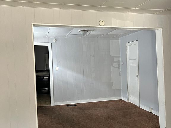 5th image of 2706 E New York St #1