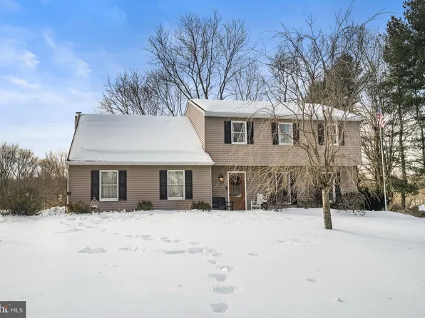 111 Briarwood Dr, Downingtown, PA 19335