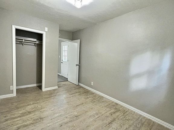 5th image of 53 N Xanthus Ave