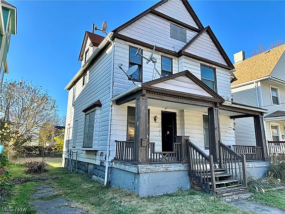 2nd image of 1308 W 85th St