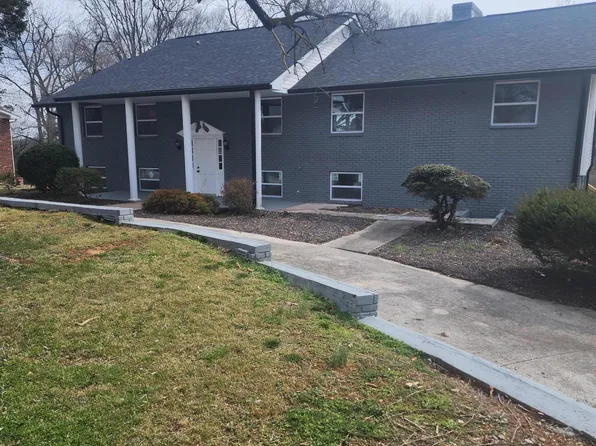 1242 Strange Rd, Lenoir City, TN 37772