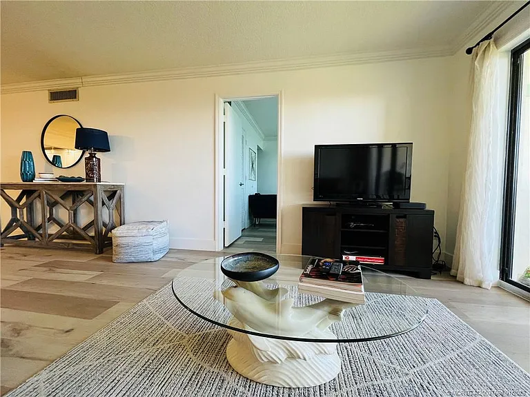 10044 S Ocean Dr #203 — Photo 23
