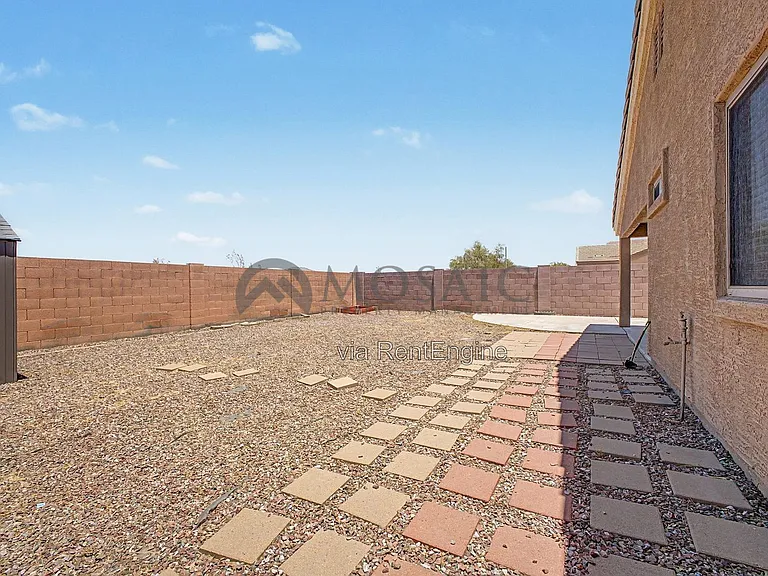 272 W Settlers Trl — Photo 29