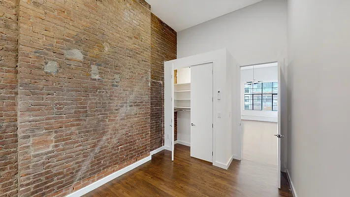 Rented by Brighton Management | media 7