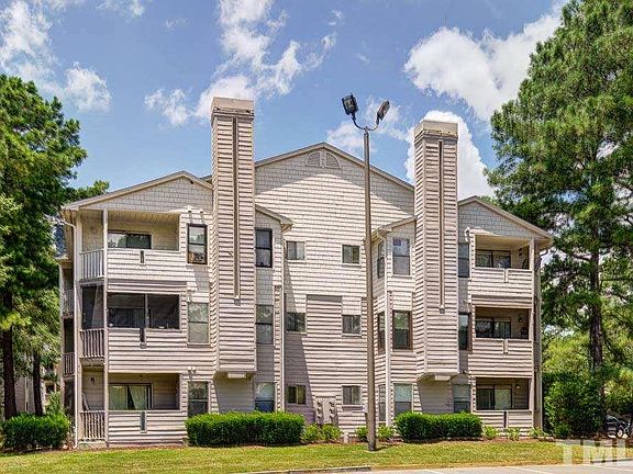 2nd image of 600 Audubon Lake Dr APT 5A34