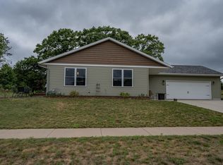 100 Donyell Dr, Camp Douglas, WI 54618