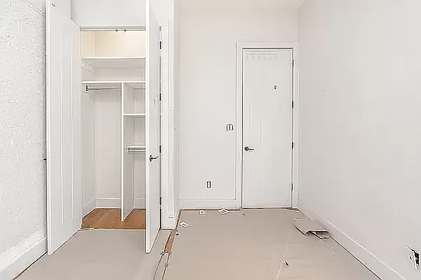 Rented by Friedman Mayer, LREB | media 16