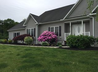 180 Green Hill Rd, Telford, PA 18969