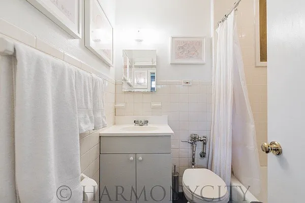 Rented by Harmonycity Corp. | media 32