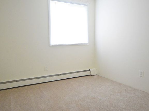5th image of 2122 Grand Ave S APT 101