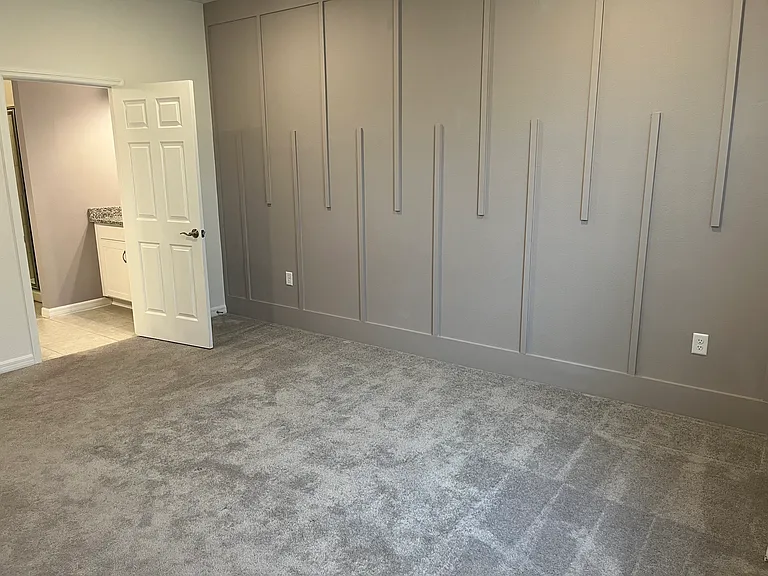 1658 Blue Lagoon Cir — Photo 31