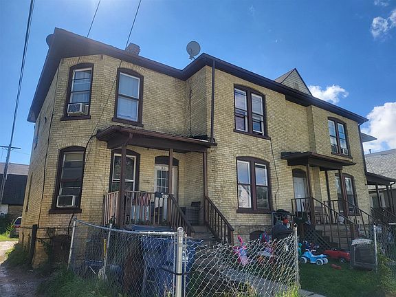 5th image of 1615 Prospect St