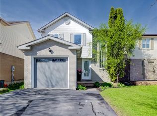 35 Camrose Ct, Kitchener, ON N2M 5J3