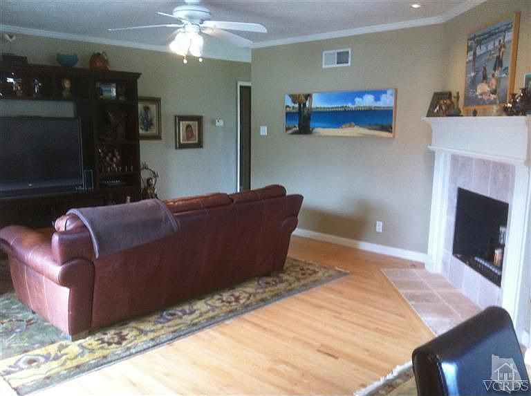 2nd image of 171 Palomares Ave