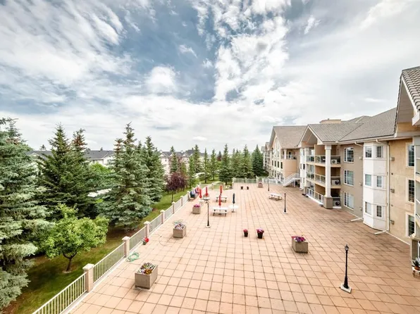 728 Country Hills Rd NW #314, Calgary, AB T3K 5K8