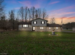 2529 Stroup Rd, Atwater, OH 44201