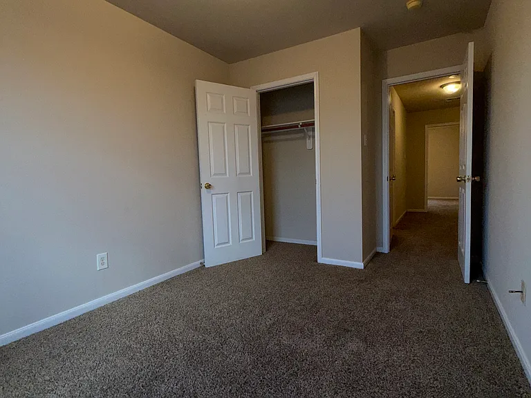 11902 Chetman Dr #B — Photo 22