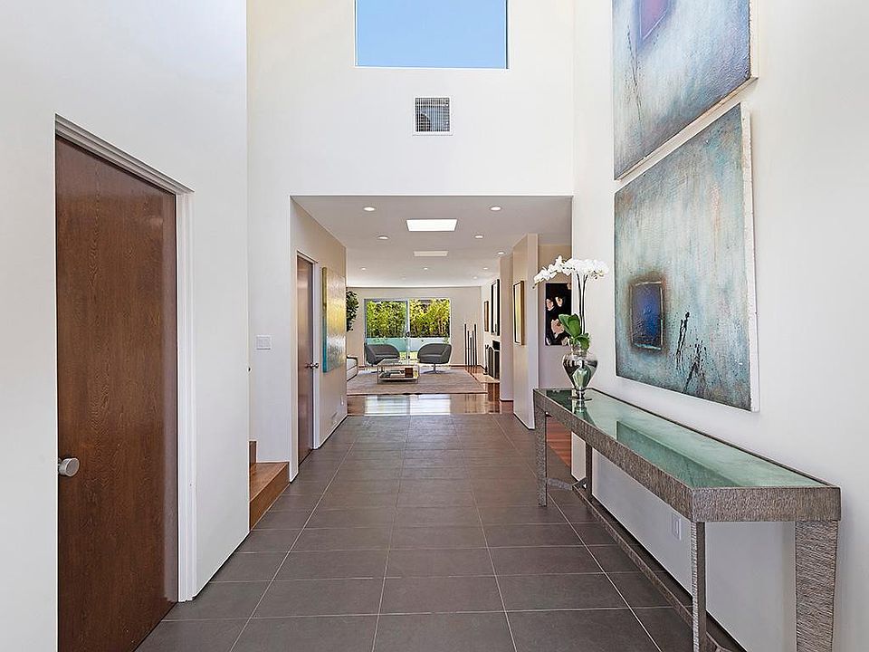 elegant high ceiling entrance