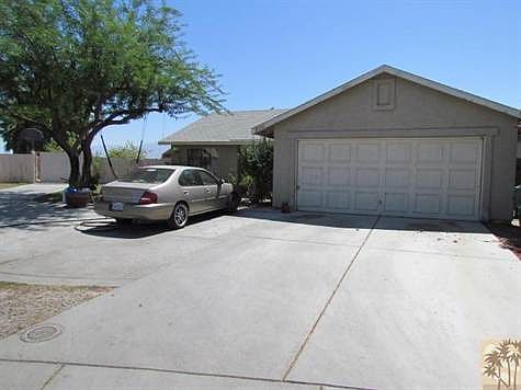 1st image of 85111 Calle Ninos