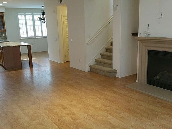 5th image of 2674 Cabrillo Ave