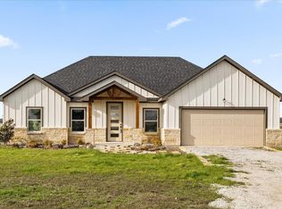 1589 Stiles Rd, Whitesboro, TX 76273