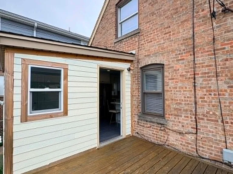 10151 S California Ave — Photo 14