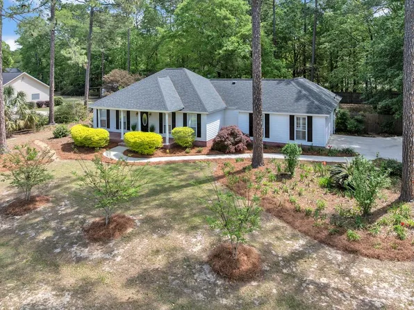 1702 Jimmy St, Adel, GA 31620