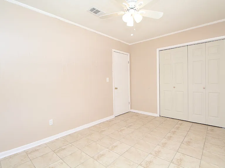 6620 Applegate St — Photo 7