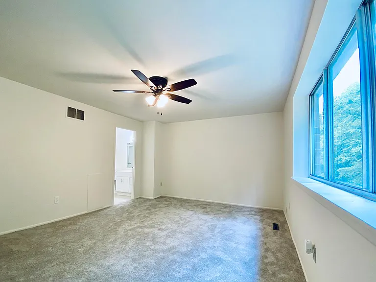 10690 High Beam Ct — Photo 17