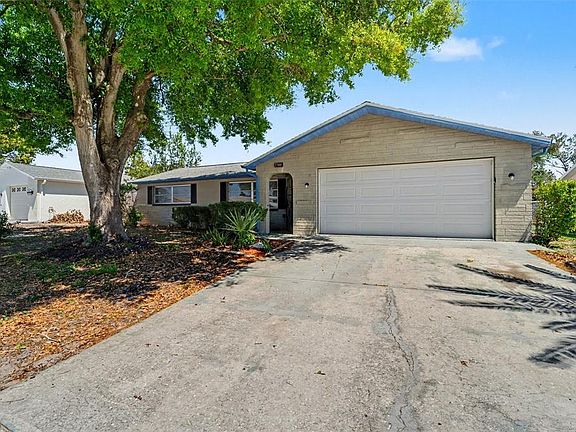 4th image of 7744 Waterford St