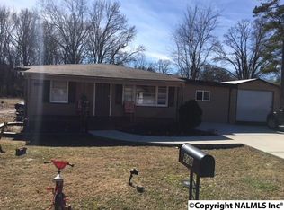 609 7th Ave, Athens, AL 35611