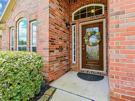 2nd image of 24611 Mason Knights Ct