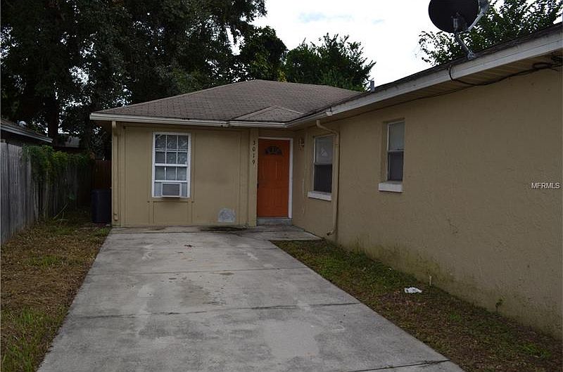 1st image of 3019 Center Ave