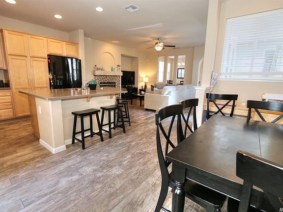 5th image of 2277 Bradburn Dr