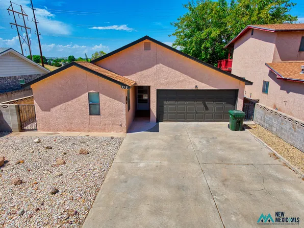 713 Winged Foot Dr, Carlsbad, NM 88220