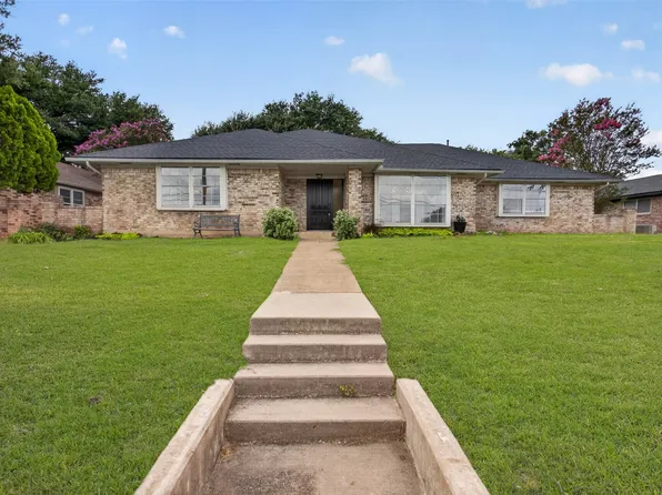 2303 McCoy Rd, Carrollton, TX 75006