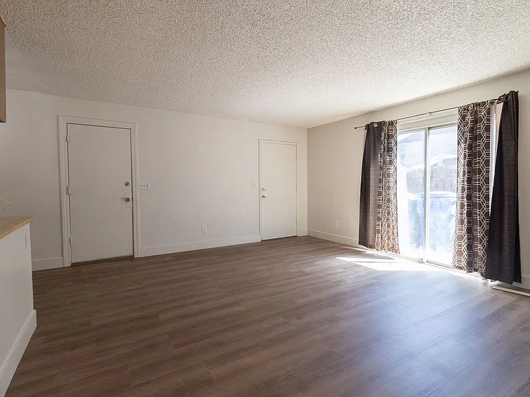 2020-2030 Fulkerth Rd — Photo 3